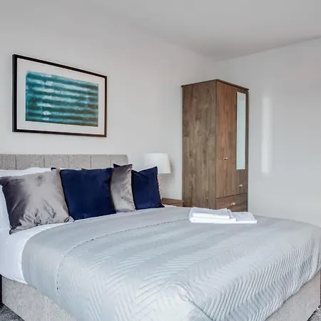 Stunning 2 Bed Flat Birmingham