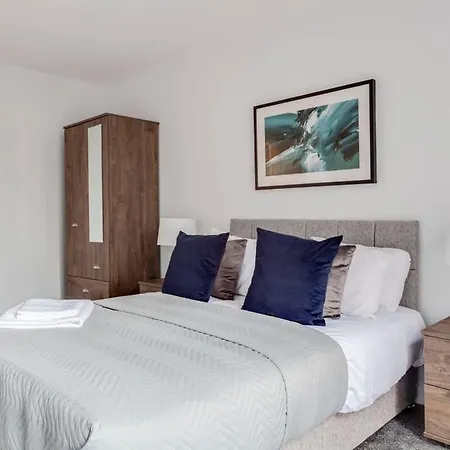 Stunning 2 Bed Flat